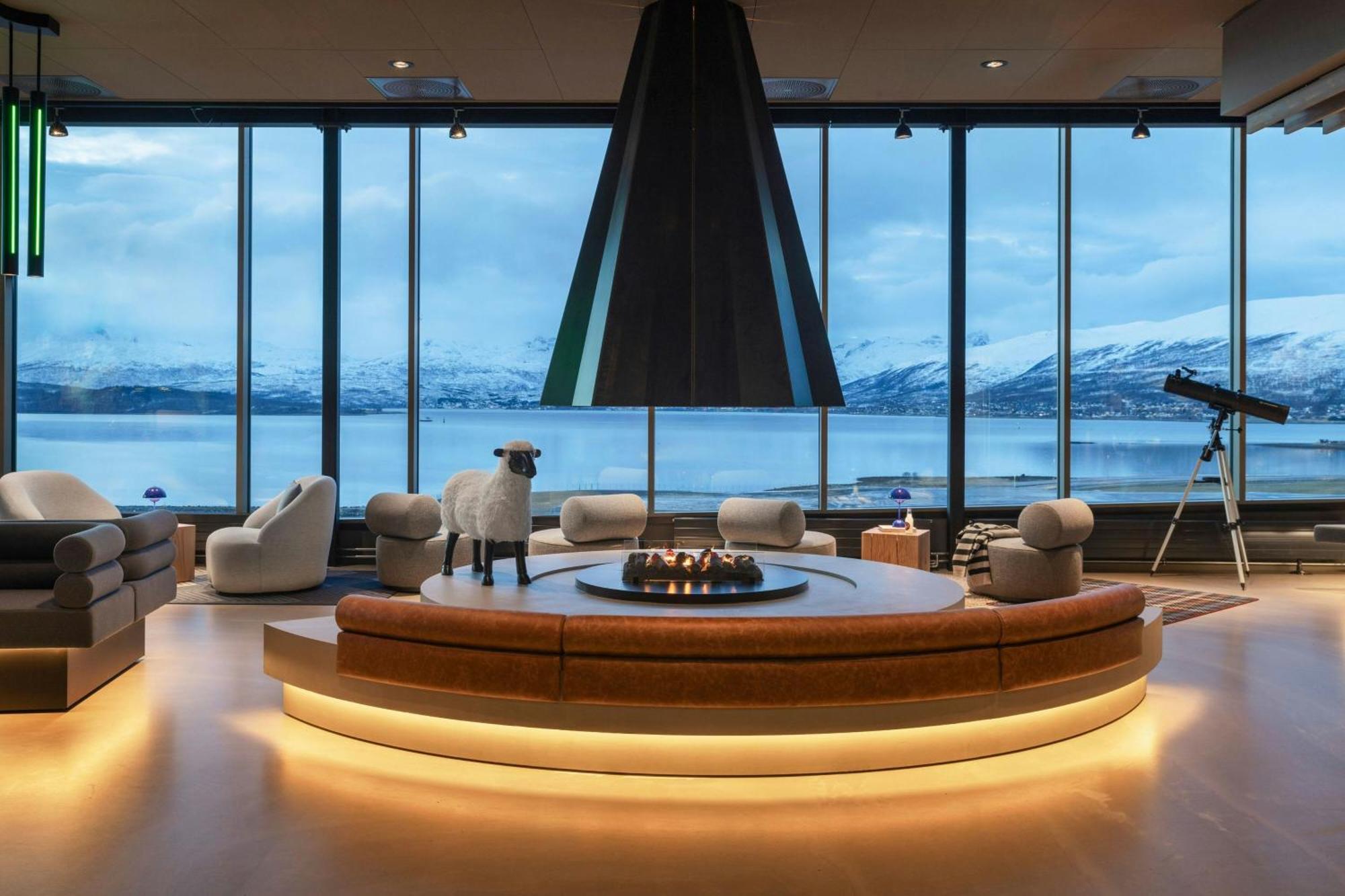 Moxy Tromso Ξενοδοχείο Εξωτερικό φωτογραφία